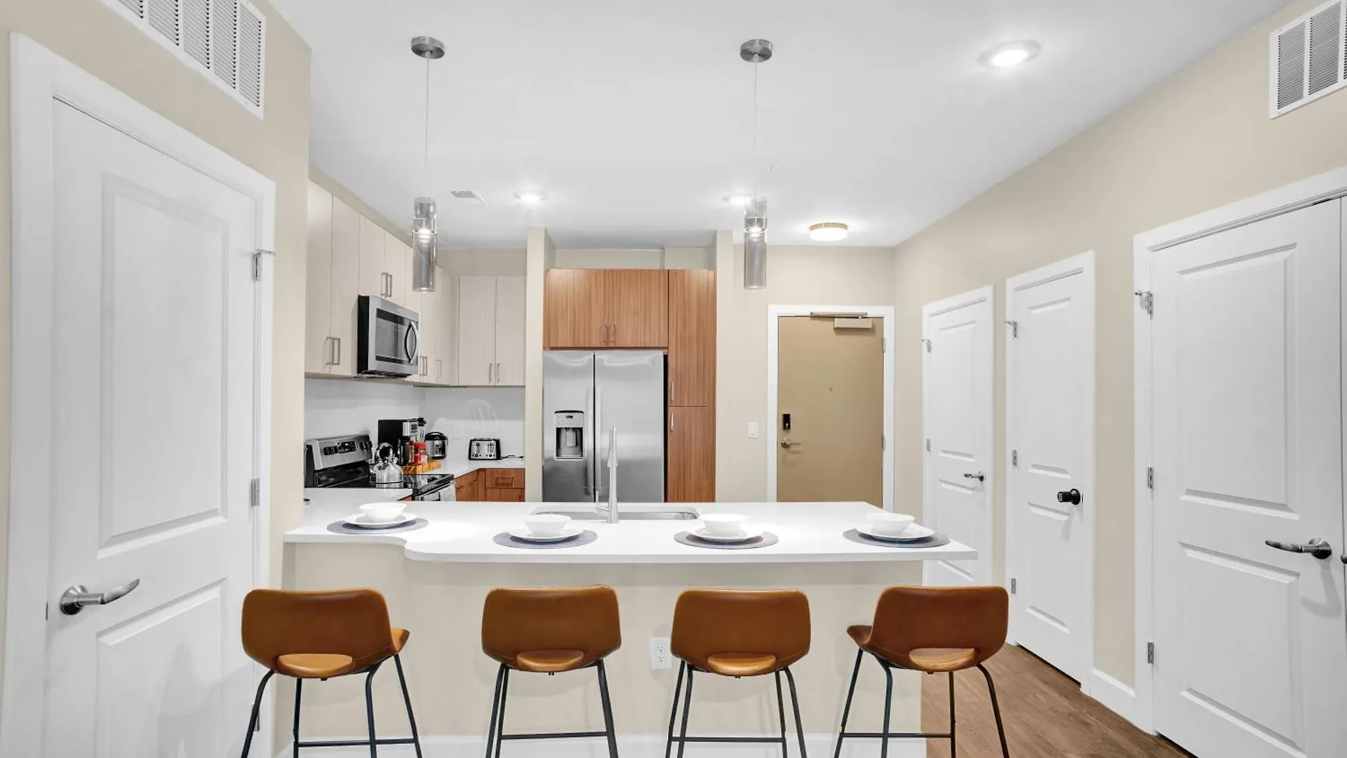 Apartamento Chateau De Capri Nashville W Pool Gym Free Parking Estados Unidos da América